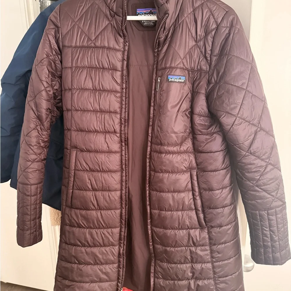 Patagonia Mid Length Puffer Jacket - Picture 2 of 4